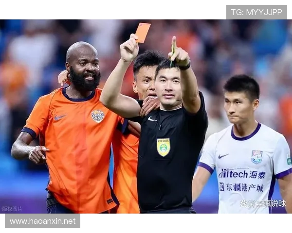 中超转会市场热闹非凡，年轻球员与老将频繁更替值得关注