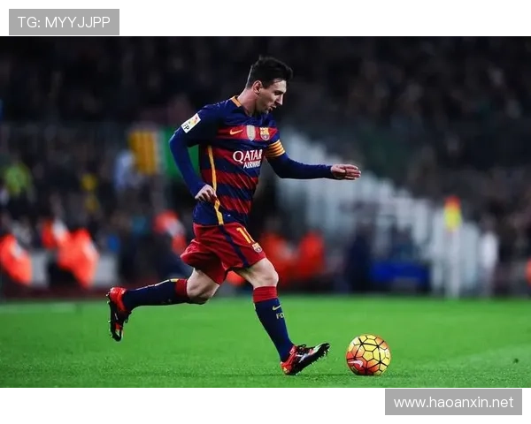 梅西在巴黎圣日耳曼的表现稳健，助力球队赢得多项荣誉的传奇旅程