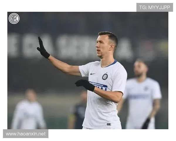 佩里西奇本赛季在热刺表现稳健,持续提升边路竞争力 佩里西奇本赛季在热刺表现稳健,持续提升边路竞争力