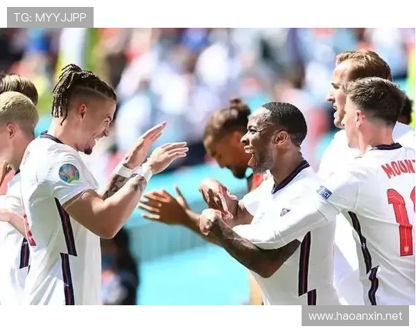 赖斯 vs 菲利普斯：英格兰后腰的角色差异与体系适配性对比分析