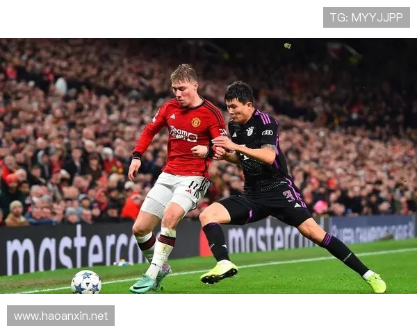 曼联复兴进程放缓，问题逐步显现影响赛季走势