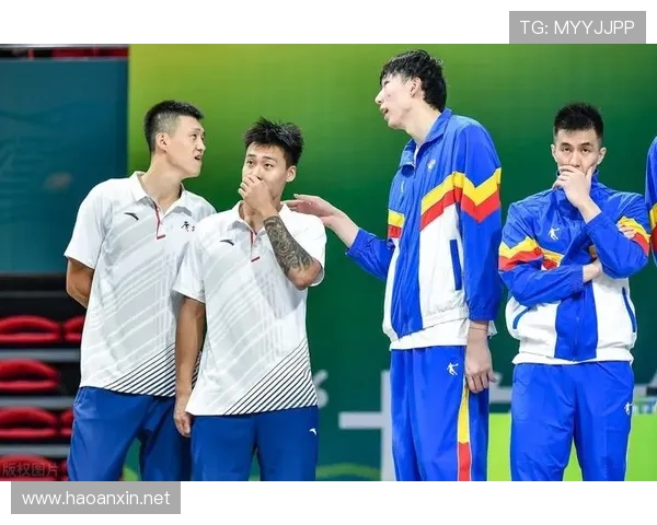 赵睿训练完直接打车去吃人均三千的和牛，这自律和放纵切换得也太丝滑了